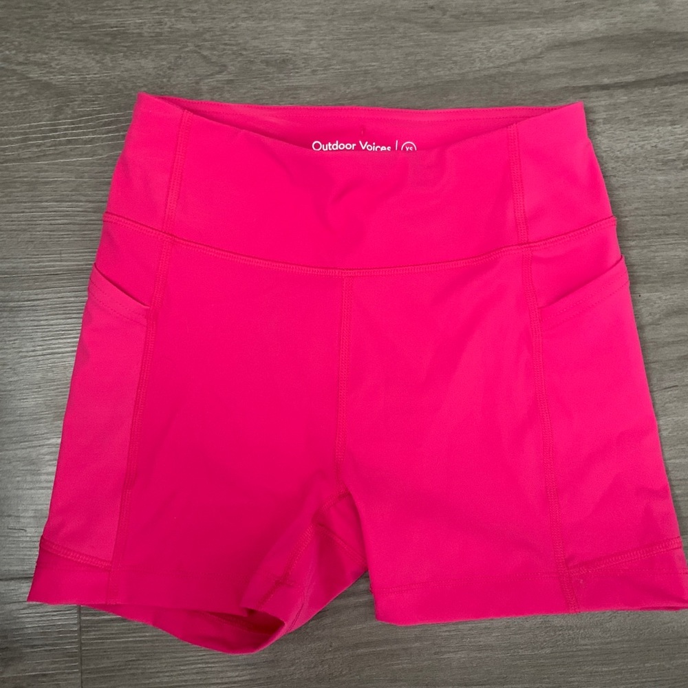 Outdoor Voices Zoom 3.5” Short